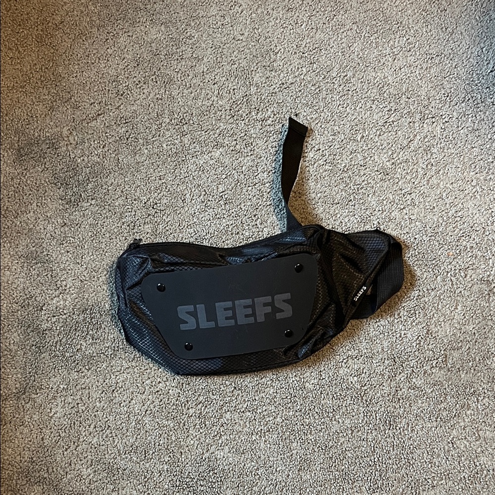 Sleefs fanny pack